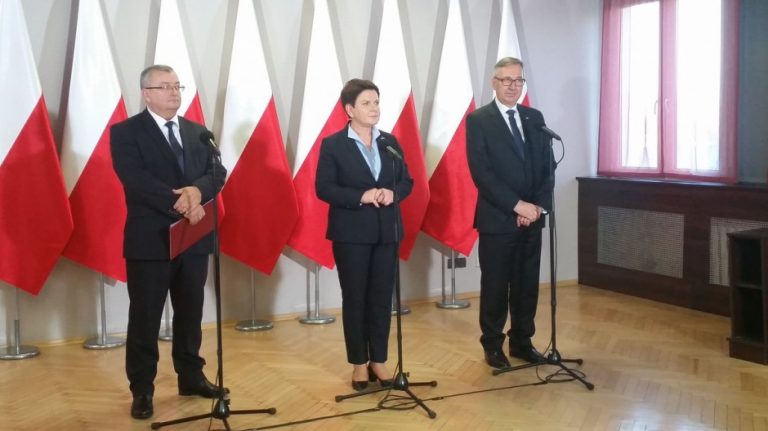 [VIDEO]  S1 staje się faktem,Premier Szydło zapowiedziała realizację śląskich odcinków