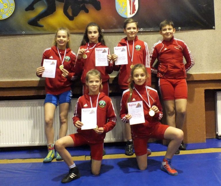 Piast Wola z 5 medalami na Mistrzostwach Ślaska w zapasach kobiet