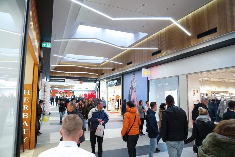 Tłumy na otwarciu Gemini Park Tychy