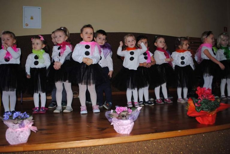 Uroczystość Babci i Dziadka  w Zespole Szkolno – Przedszkolnym  w Miedźnej