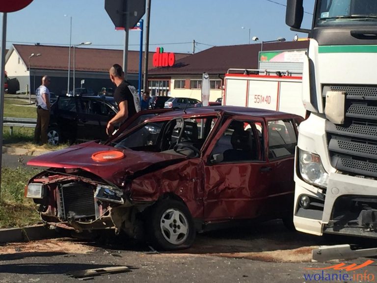 Wypadek Wola, skrzyżowanie Pszczyńska i  Międzyrzecka