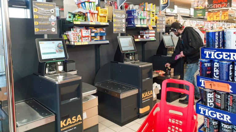 Kasy samoobsługowe w Biedronce
