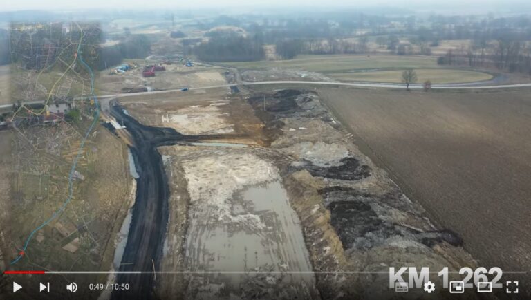 Przelot dronem nad budową obwodnicy Oświęcimia